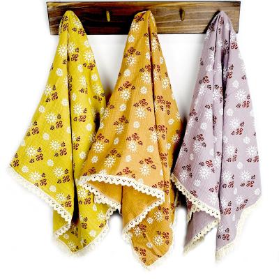 China Double Layer Gauze Muslin Lace Fringe Swaddle Wearable Custom Printed Blanket for sale