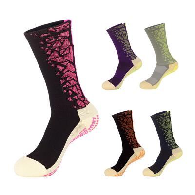 China Custom Logo Men Football Socks Breathable Best Price Anti Slip Sports Knocks Mid-tube Adult Dispensing Football Socks for sale