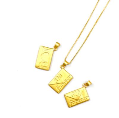 China Wholesale FASHIONABLE Name Necklace Personalized Brass Gold Plated Necklace Letter Necklace Minimalist for sale