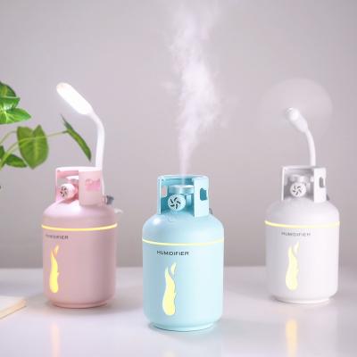 China Creative Car Gas Tank Humidifiers, Cool Mist Humidifier, USB Power Humidifier For Car Office Bedroom for sale