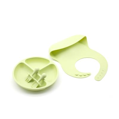 China 2021 BPA Free Silicone Baby Divided Flat Baby Bib Toddlers Self Stocked Baby Bib Feeding Children Set for sale