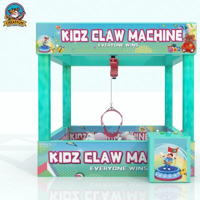 China Can Put Different Gifts Inside Electronic Claw Big Toy Crane Machine For Amusement Park Real People Claw Popular Human Gift Machine for sale