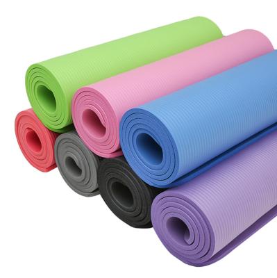 China Hot Selling Bodybuilding Yoga Mat Gym Accessories 2022 Hot Selling Fitness NBR Blue Pink Purple Red OEM Customized Logo Color Feature for sale