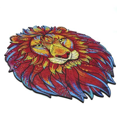 China Eco-friendly HONGYA 2022 Europe and America hot sale king of the jungle Red Lion Puzzle Educational 3d wooden puzzle for sale