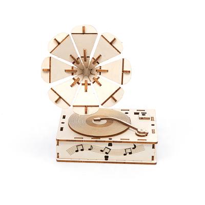 China China Factory Direct Sale Wooden Handmade Decorations Opens Antique Phonograph for sale