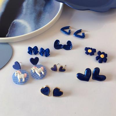 China XUFANG 2021 Hot Sales Children's Earrings Klein CIA Love Earrings Cartoon Blue Cute Ear Cuts Girl Jewelry Earrings for sale