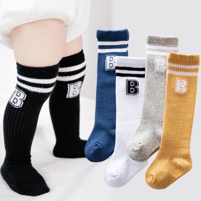 China XUFANG Breathable Fashion Newborn Baby Socks Hot Sale Basic Letter B Printed High Knee Socks Autumn And Winter Kids Socks for sale