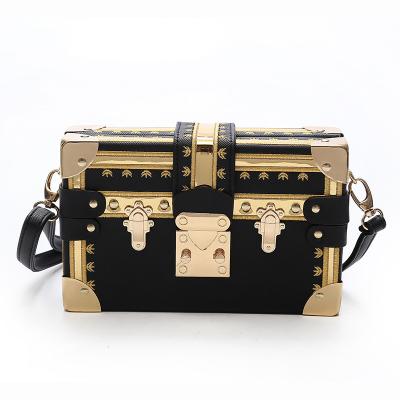 China Fashion 2021 Wholesale Ladies Design Handbags Box PU Bags For Women Purses And Handbags for sale