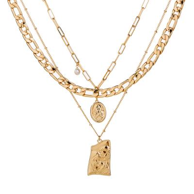 China Luxury Hot Selling Accessories Embossed Pendant Necklace Diamond Necklaces For Women Layered Jewelry Necklace Wholesale Simple for sale