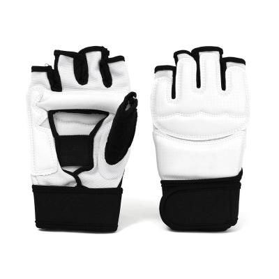 China 2022 Taekwondo training equipment kickboxing gloves unisex sparring boxing protector for sale for sale