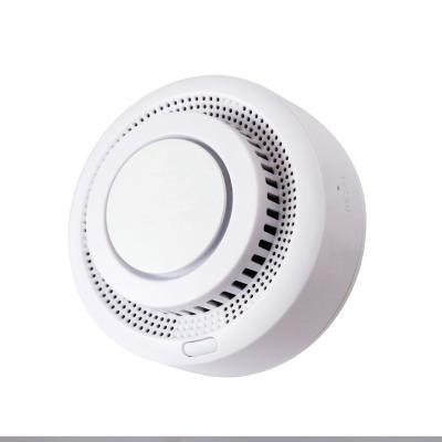 中国 Tuya Life Control Wifi Remote Control Smart Smoke Detector High Sensitivity Smoke Detector 販売のため