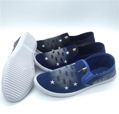 China Fashionable Women Injection Shoes Slip On Canvas Shoes Flat Casual Shoes for sale