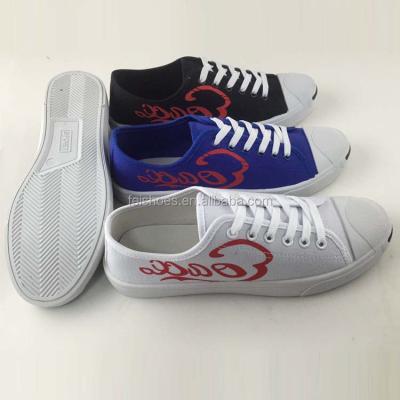 China Factory OEM New Arrival Men's Injection Canvas Shoes Lightweight Casual Shoes for sale