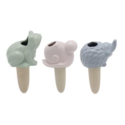 China Wholesale Handmade Embossed Terracotta Snail Hedgehog Frog Plant Patio Stakes Ebay Logo White Modern Hot Sale Embossed Plant Garden Pots Decor Set Of 3 ceramic water spikes for sale