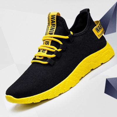 China Lightweight Sneakers 2021 New Breathable Sports Lace Up Men's Mesh Shoes Fashion Casual NO-slip Men's Vulcanize Men's Sports Shoes for sale