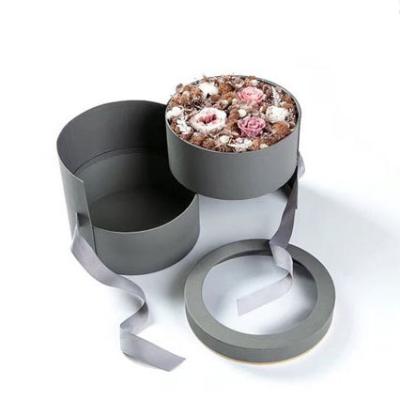 China Recycled Materials Wholesales Christmas Personalized Flower Round Boxes For Roses And Chocolates for sale