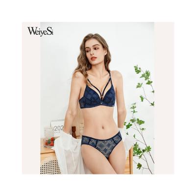 China Triangle cup with thin lace 2022 hot wholesale geometric wire free sexy lingerie girdle bra sets wire free bra and thongs sets two piece lingeries for sale