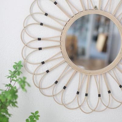 China Handmade Wall Hanging Decorative Art Wicker Frame Mirror CLASSIC Craft Rattan for sale