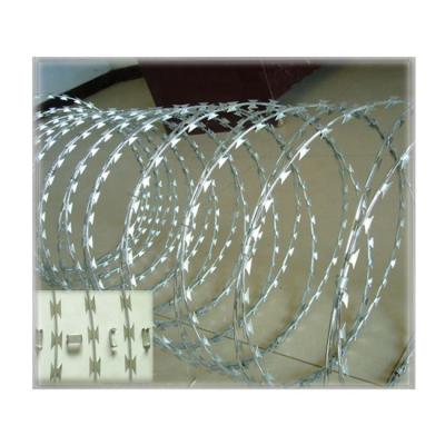 China Steel Wire Hot Dipped Galvanized Razor Wire BTO-22 10kg Per Roll BTO-30 for sale