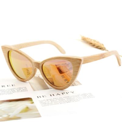 China Bamboo polarized sunglasses 2022 Cat Eye DL glass cat eye fashion sol gafas de sol new arrivals promotion popular wooden grain eyewear for sale