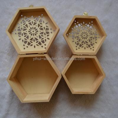 China Handmade Laser Engraving Hexagon Shaped Wooden Packaging Box for sale