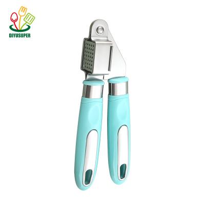 China Viable Hand Tool Ginger Chopper Crusher Garlic Press Garlic Press Stainless Steel Kitchen Tool for sale