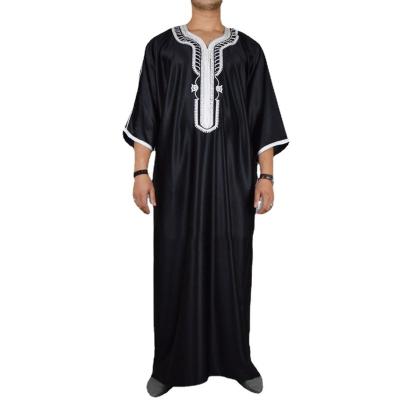 China Wholesale Light Breathable Muslim Abaya Kaftan Long Thobe Abaya Islamic Clothing For Men for sale