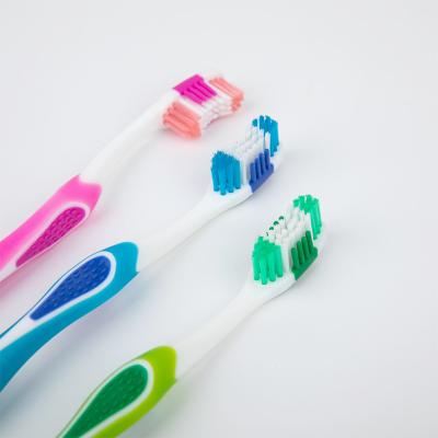 China Durable Type Adult Toothbrush Bristle Soft Semi-hard Soft Toothbrush for sale