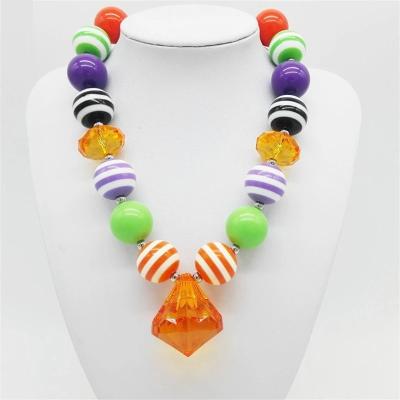 China Fashionable pendant bead boutique kids bubble gum bubble gum necklace toddler baby chunky necklace for sale