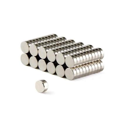 China Industrial Magnet ISO9001 Approved N52 Rare Earth Super Strong Permanent Sintered Neodymium Magnet for sale