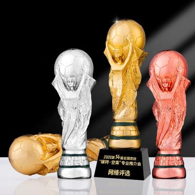 China Wholesale Gold High Quality Crystal Globe Trophy Resin Japan Spot Award Crystal Trophy for sale