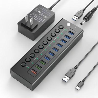 China Multi-Port Hub USB C 3.0 Docking Station Laptop Splitter Ein intelligenter Ladeanschluss Einzelne Ein-/Aus-Schalter zu verkaufen