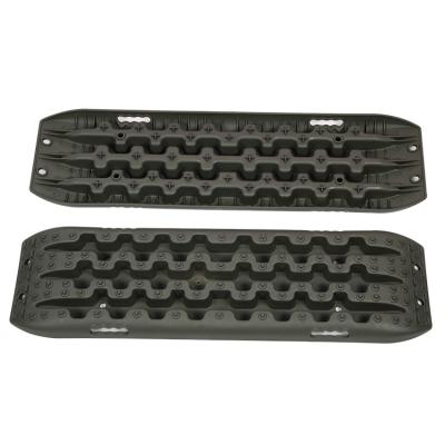 China Heavy Duty Reinforced PP Made Of China Top Quality 4x4 Off Road Sand Ladder Recovery Track For Car for sale