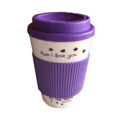 China Modern Reusable Double Wall 340ml Plastic Coffee Mug With Sleeve And Lid , 12Oz Plastic Coffee Mug for sale