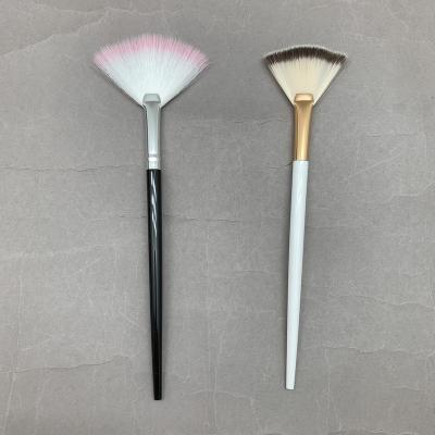 China JDK 1PC mask fan brush makeup brush single white goat hair white fan brush acrylic handle with private label for sale