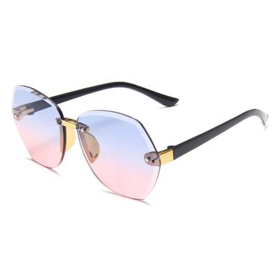 China Kids Sunglasses Frameless Balance Frame Kids Sunglasses Big for Boys and Girls Cute and Cool Gradient Color Baby Kids Sunglasses for sale