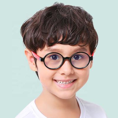 China Anti optical frames children's blue light glasses hand-made new around the mirror flat silicone boys and girls children's computer learn glass frame for sale