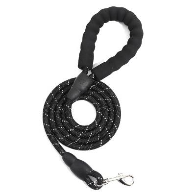 China Thoughtful Dog Leash Nylon Braided Large and Strong 1.5 Meter Heavy Duty with Thoughtful Trim and Comfortable Padded Handle for sale