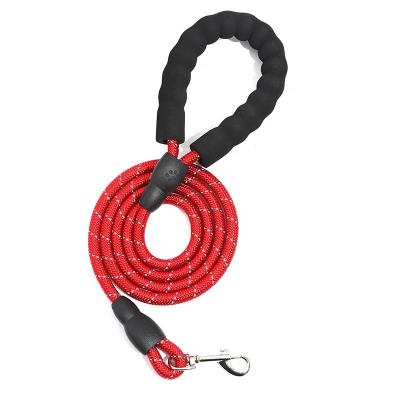 China Reflective Dog Leash Nylon Braided Heavy Duty 1.5 Meters With Reflective Wire And Comfortable Padded Handle for sale