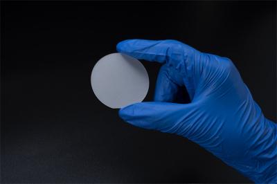 中国 1inch AlN Single Crystal Aluminum Nitride Wafer 450um 販売のため