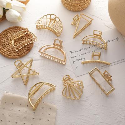 China Beautiful Korean Cheap Hot Selling Classic Gold Color Women Hair Claw Girls Hair Clips Hair Accessories for sale