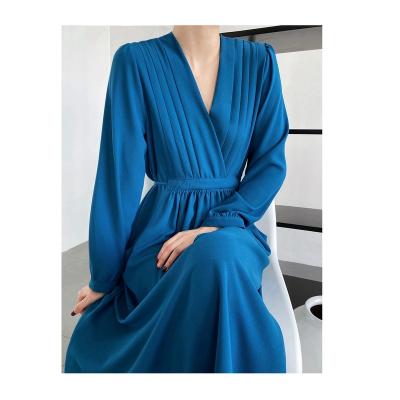 China Others Solid Color Fashion V Neck Casual Comfortable Dress Women Long Sleeve Pleated Dress for sale