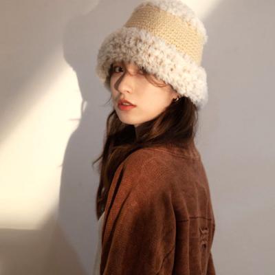 China Fashion\Soft Luxury Comfortable\Durable Warm Custom Design Women Winter Fisherman Hat Faux Curly Furry Lamb Fur Bucket Hat for sale