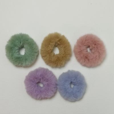 China Factory supply fashion girl scrunchie girl hair accessories hot selling beautiful hair scrunchies Chinese popular acrylic popular women hairtie for sale