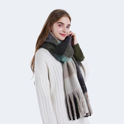 China New Style Designer Popular Stylish Unisex Neck Warmer Scarf Multicolor Winter Custom Design Scarves for sale