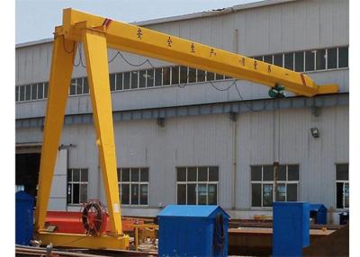 China Auf Schienen halber Bein-halb Bock Crane Single Leg Gantry Crane Magicart zu verkaufen