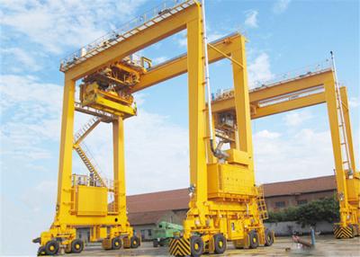 Chine grue de portique mobile de conteneur de port de port de 35T 40T 320KN à vendre