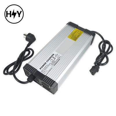 China Automatic Battery Charger 14.5V 30A 1S 12V Lead Acid Battery Charger Golf Cart for sale