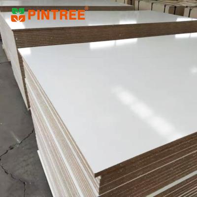 China New Design 1220*2745*18mm Moisture Proof Pet 18mm Wood Finish Synchronized Boards Laminate MDF For 100% Safety for sale