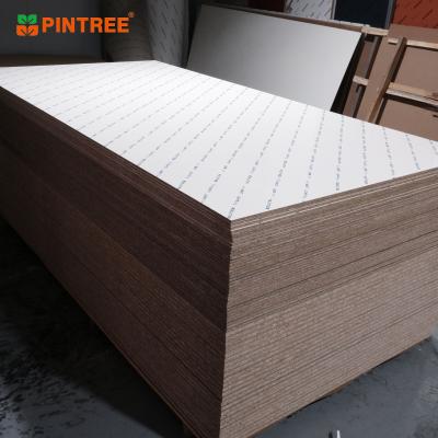 China Best Price 18mm CARB Melamine Boards Moisture Proof White Melamine Faced Wood Grain UV MDF Board High Gloss MDF Board For In Door for sale